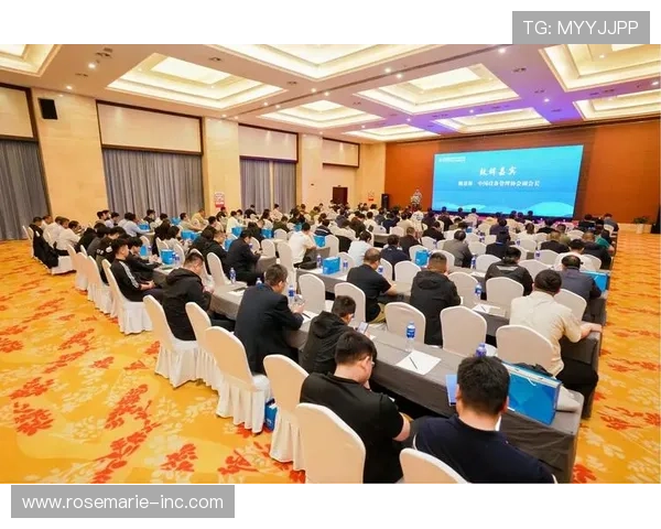 详细解读k8凯发赢家一触即发剧情介绍中的悬念设置与剧情转折点